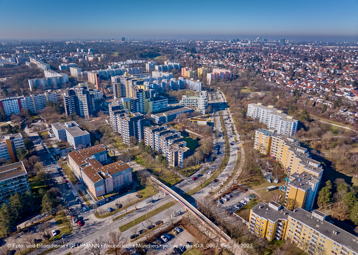 15.02.2023 - Marx-Zentrum und Wohnanlage Karl-Marx-Ring in Neuperlach
